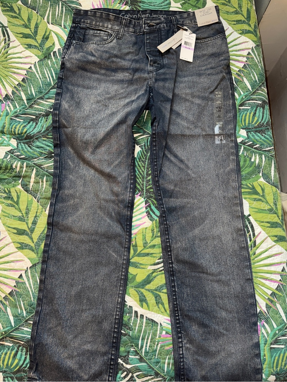 Calvin Klein Jeans Men’s Straight Dark Blue Wash Jeans